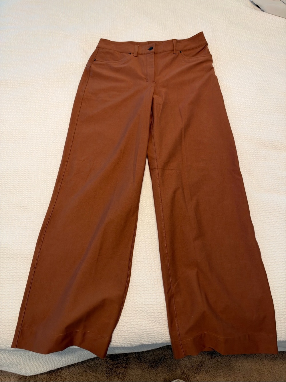 lululemon athletica city sleek 5 pkt wide leg L utilitech